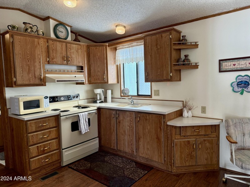 7750 E.Broadway Rd. #348