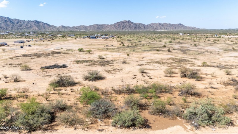 02 - Deer Trail 18300