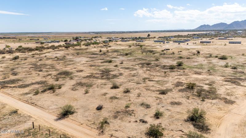 04 - Deer Trail 18300