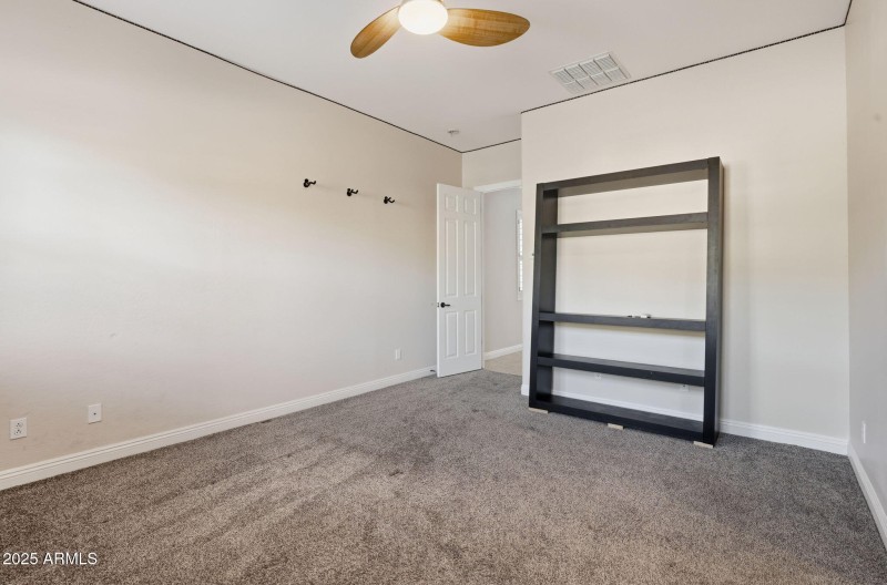 46-web-or-mls-25914 N 49th Ln Phoenix, A