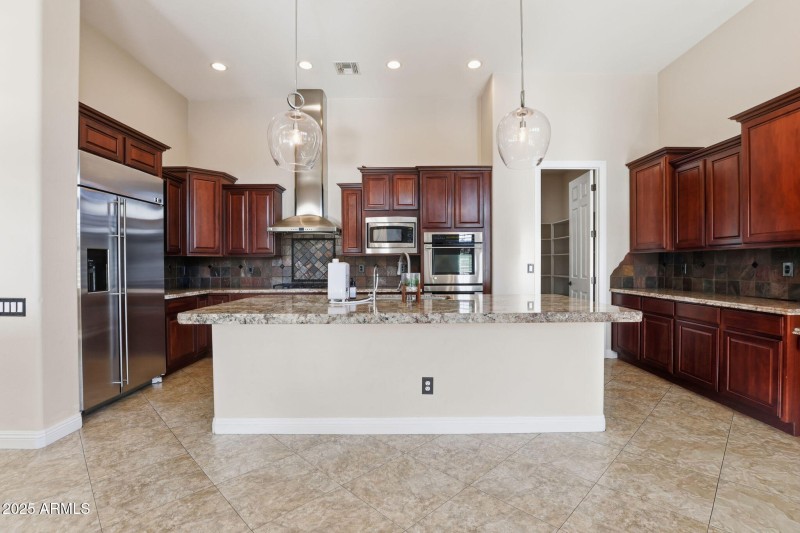 20-web-or-mls-25914 N 49th Ln Phoenix, A