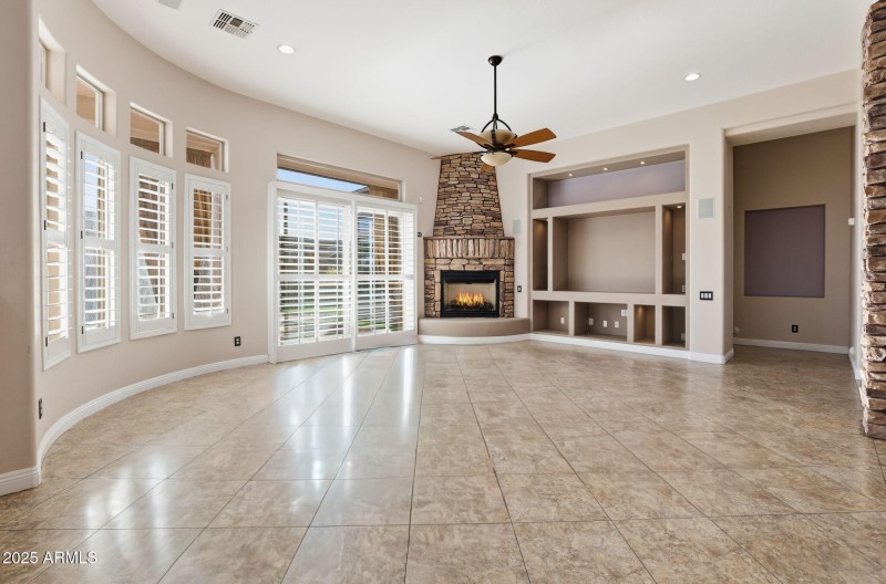 11-web-or-mls-25914 N 49th Ln Phoenix, A