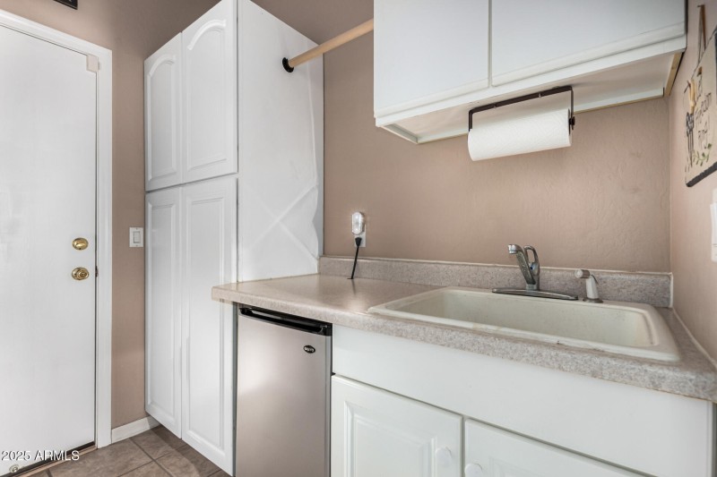 9822 E Lompoc Laundry Room