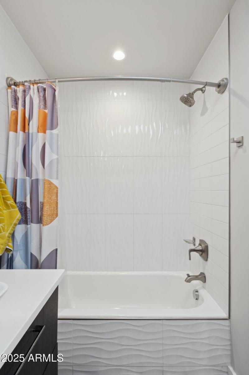 Remodeled hall tub/shower