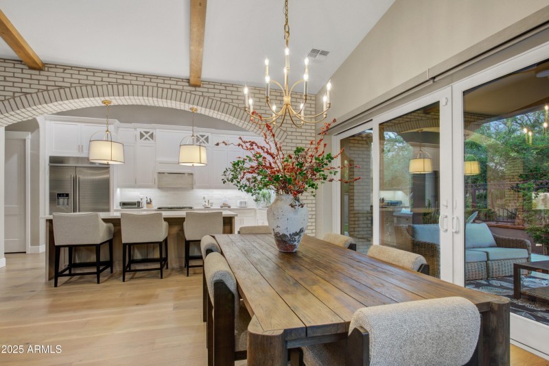 010_Dining Room To Kitchen