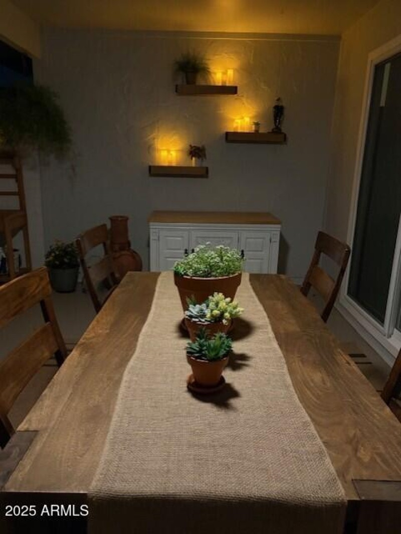 night shot table wall