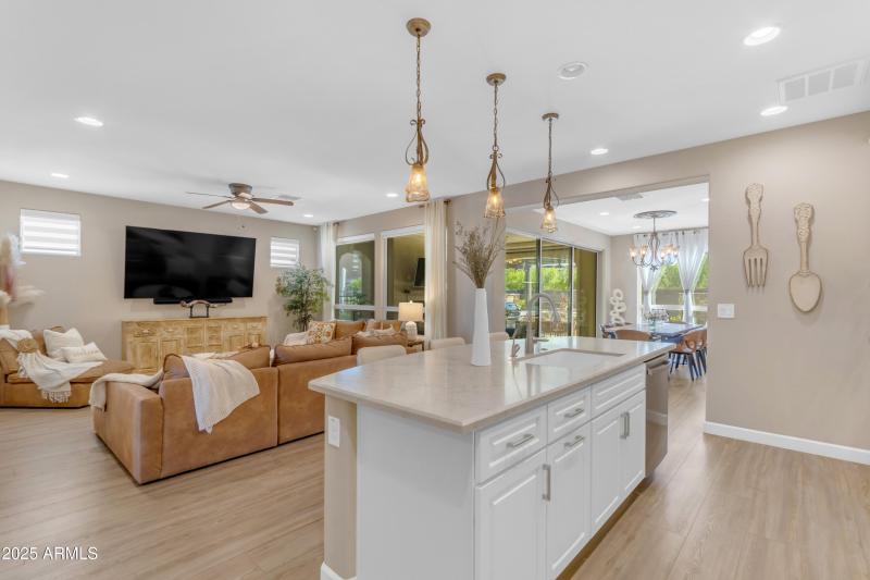 Open and Bright Great Room