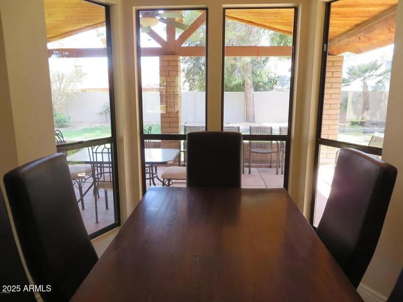 d7b8959bf856bd54047b37ddab5d9280-uncropp