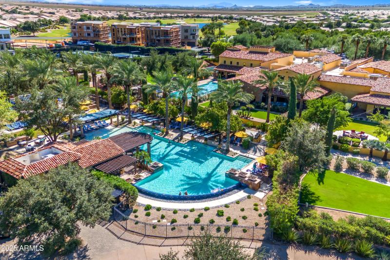 Solaz Pool at La Casa Clubhouse