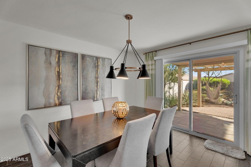 18437 E El Buho Pequeno