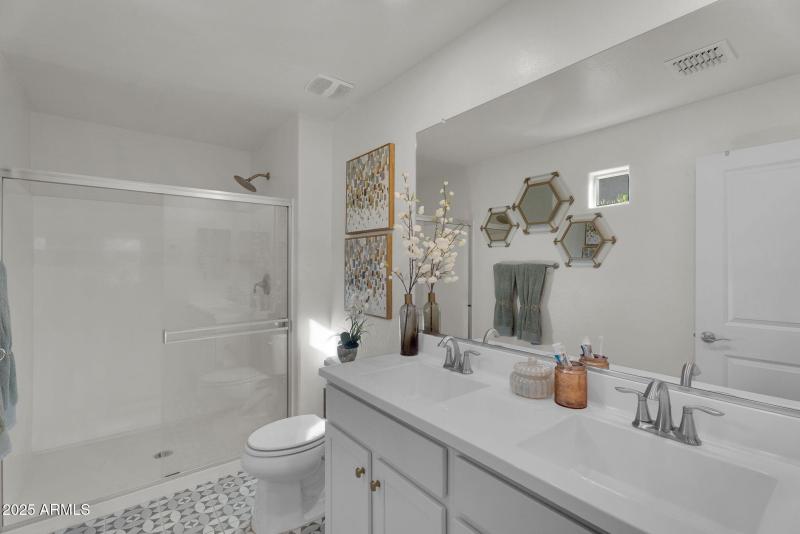 18437 E El Buho Pequeno