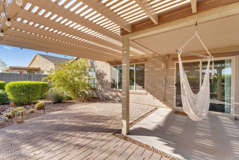 18437 E El Buho Pequeno