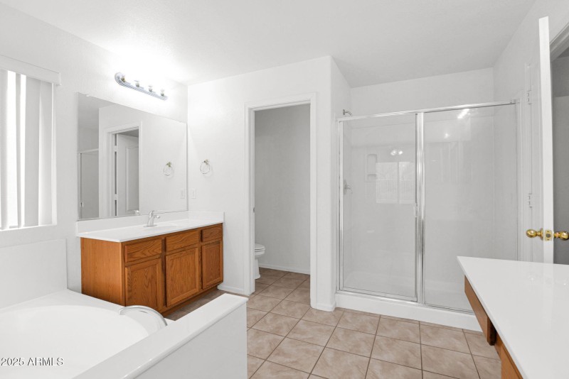 10-web-or-mls-P1326071