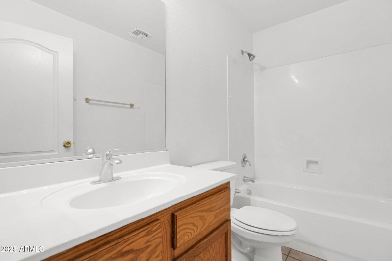 15-web-or-mls-P1326079