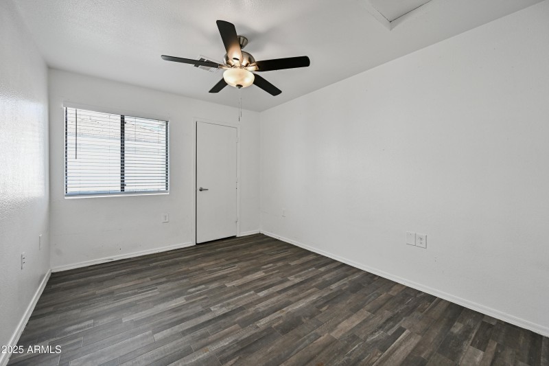 16-3065N67A222-ocupix-