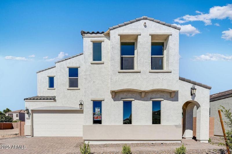 4030 E BRITTLEBUSH Lane - Ready Now!