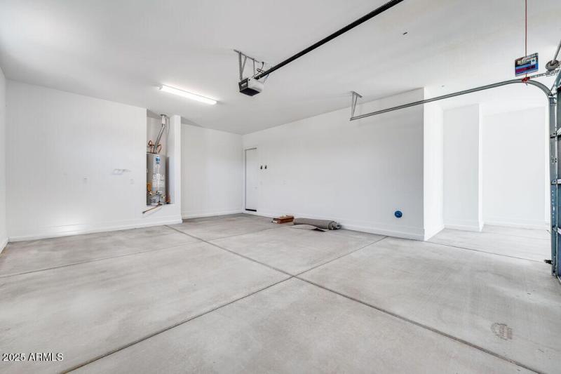 4030 E BRITTLEBUSH Lane - Ready Now!