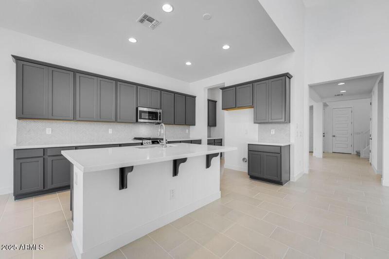 4030 E BRITTLEBUSH Lane - Ready Now!