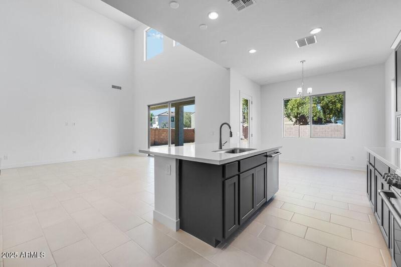 4030 E BRITTLEBUSH Lane - Ready Now!