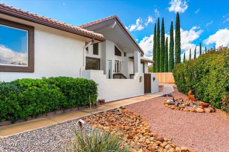 03-Front Walkway
