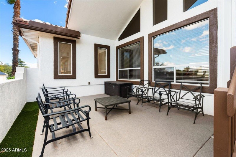 04-Front Patio
