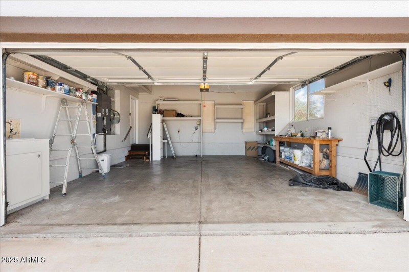 15-Garage