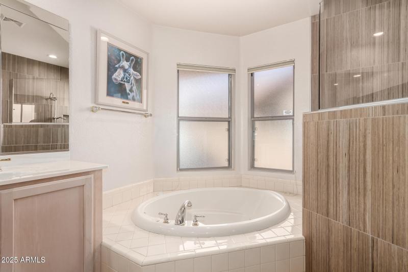 28 Primary Jetted Tub