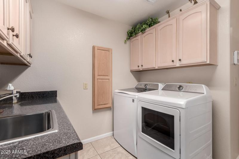 43 Laundry Room