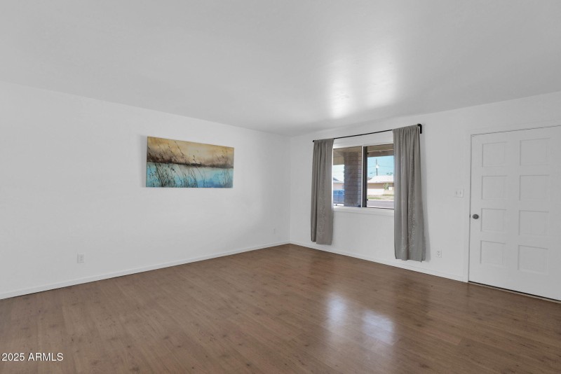 5-web-or-mls-P1327176