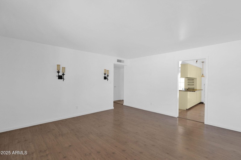 7-web-or-mls-P1327180