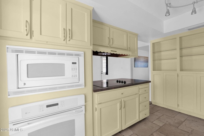 15-web-or-mls-P1327192