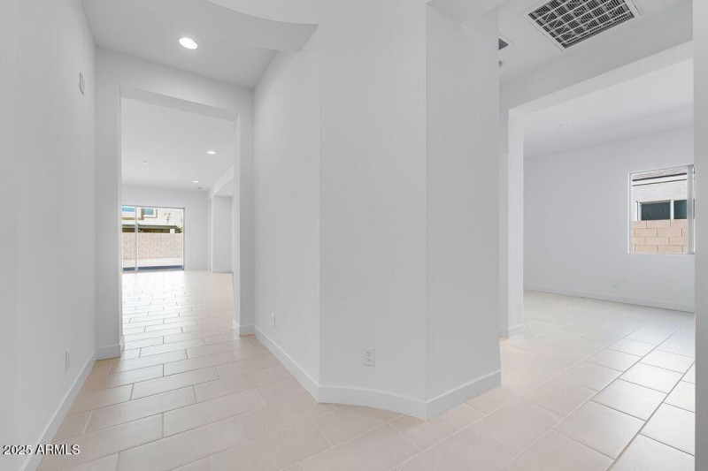 4050 E BRITTLEBUSH Lane - Ready Now!