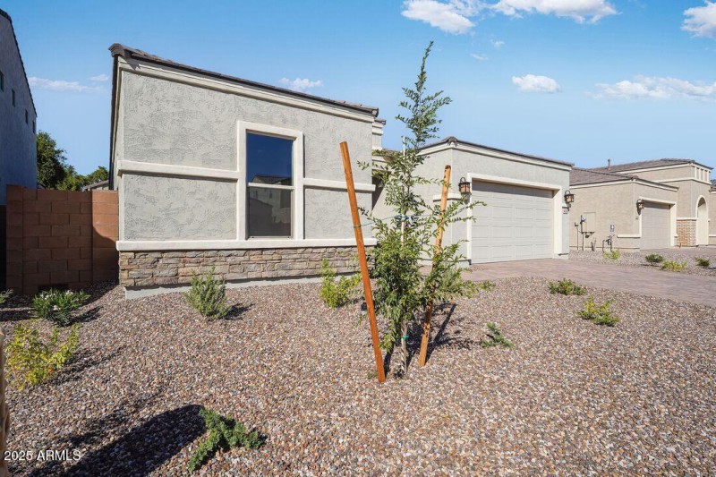 4050 E BRITTLEBUSH Lane - Ready Now!