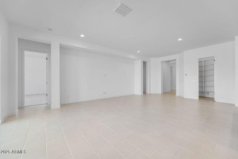 4050 E BRITTLEBUSH Lane - Ready Now!