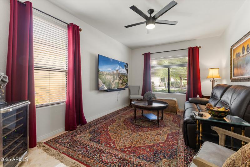 07-8100 E Camelback Rd