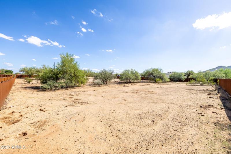 FULLY FENCED 1.22 ACRE PARCEL