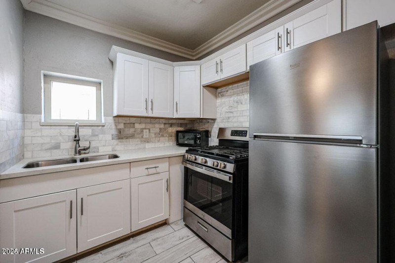 20241230230523470027000000-o