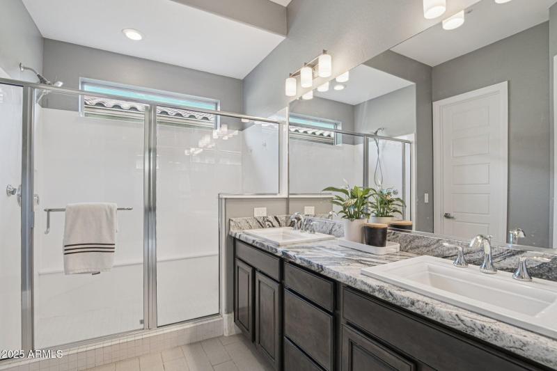 23-web-or-mls-W Evergreen Ter-S1510-023