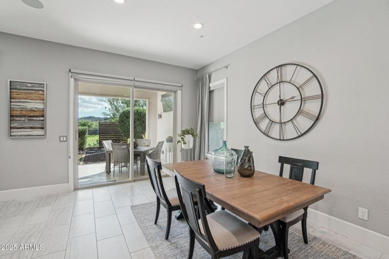 11-web-or-mls-W Evergreen Ter-S1510-011