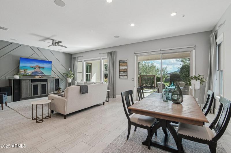 10-web-or-mls-W Evergreen Ter-S1510-010