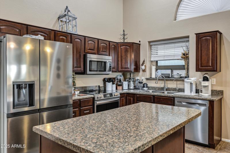 85 W Pasture Canyon Dr-11