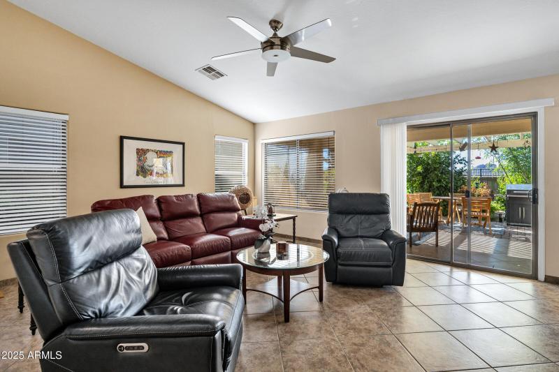 85 W Pasture Canyon Dr-14