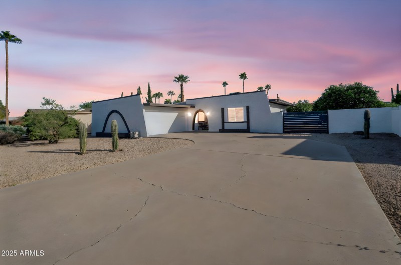 16-web-or-mls-QP-2976 day to dusk