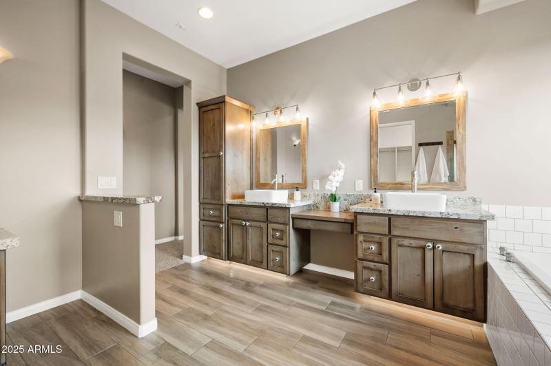 19-Primary Bathroom (3)