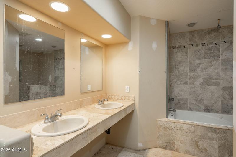 23-web-or-mls-4700-zalesky-rd