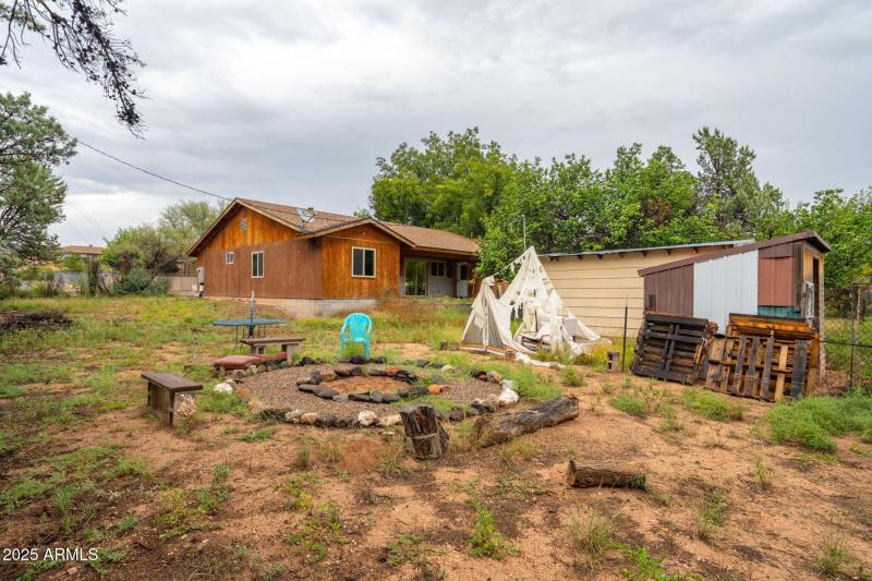 41-web-or-mls-4700-zalesky-rd