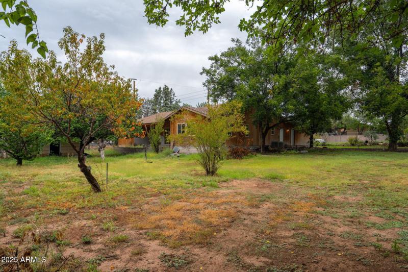 42-web-or-mls-4700-zalesky-rd