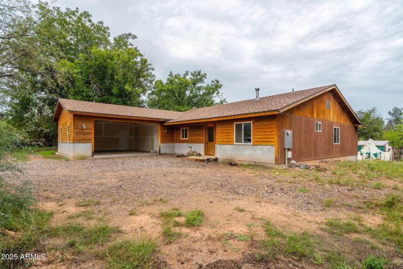 48-web-or-mls-4700-zalesky-rd