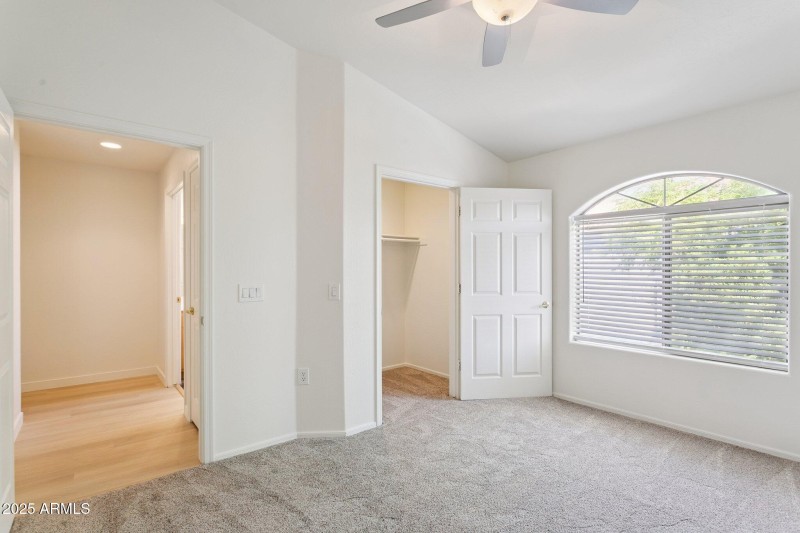 21-web-or-mls-5249-e-shea-blvd-206