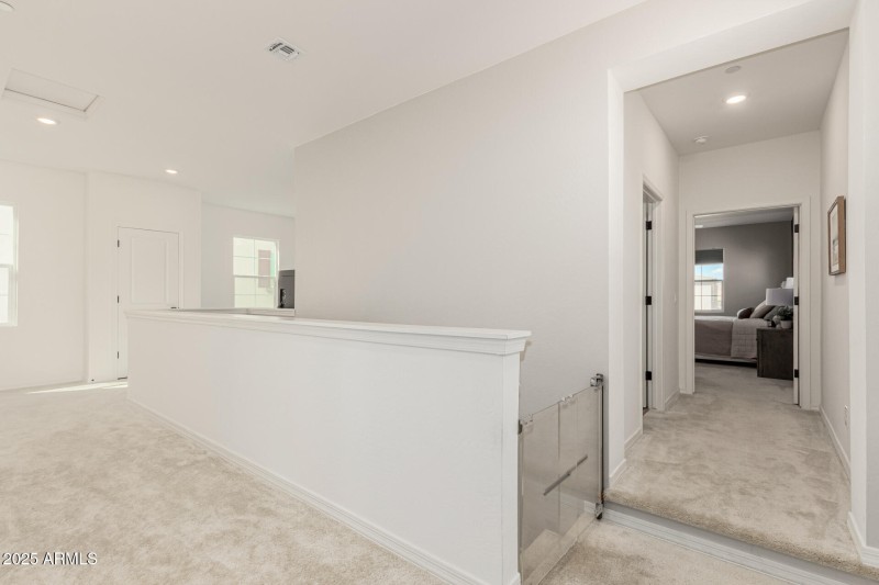 Top of Stairs/SPlit Floor Plan/Loft